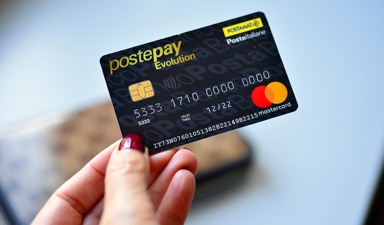 Postepay. Postepay Evolution. Swift BIC что это. Postepay Italia. BIC code on Bank Card.