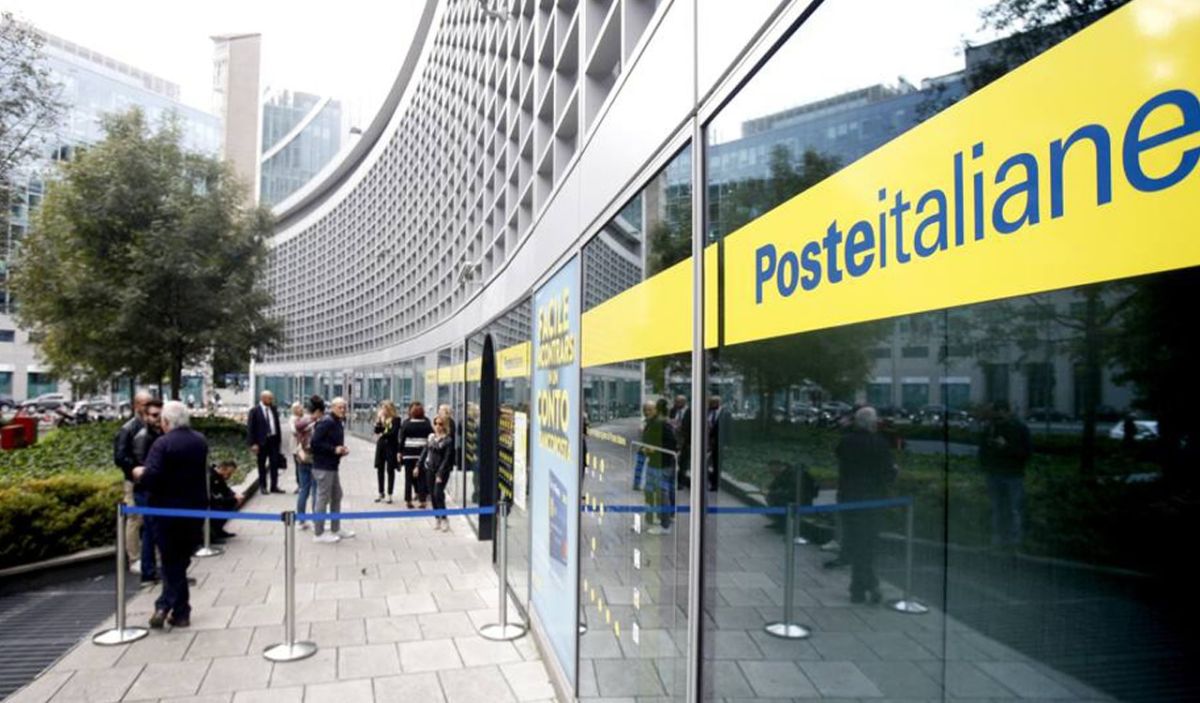 BIT PST Azioni POSTE IT0003796171 quotazione POSTE